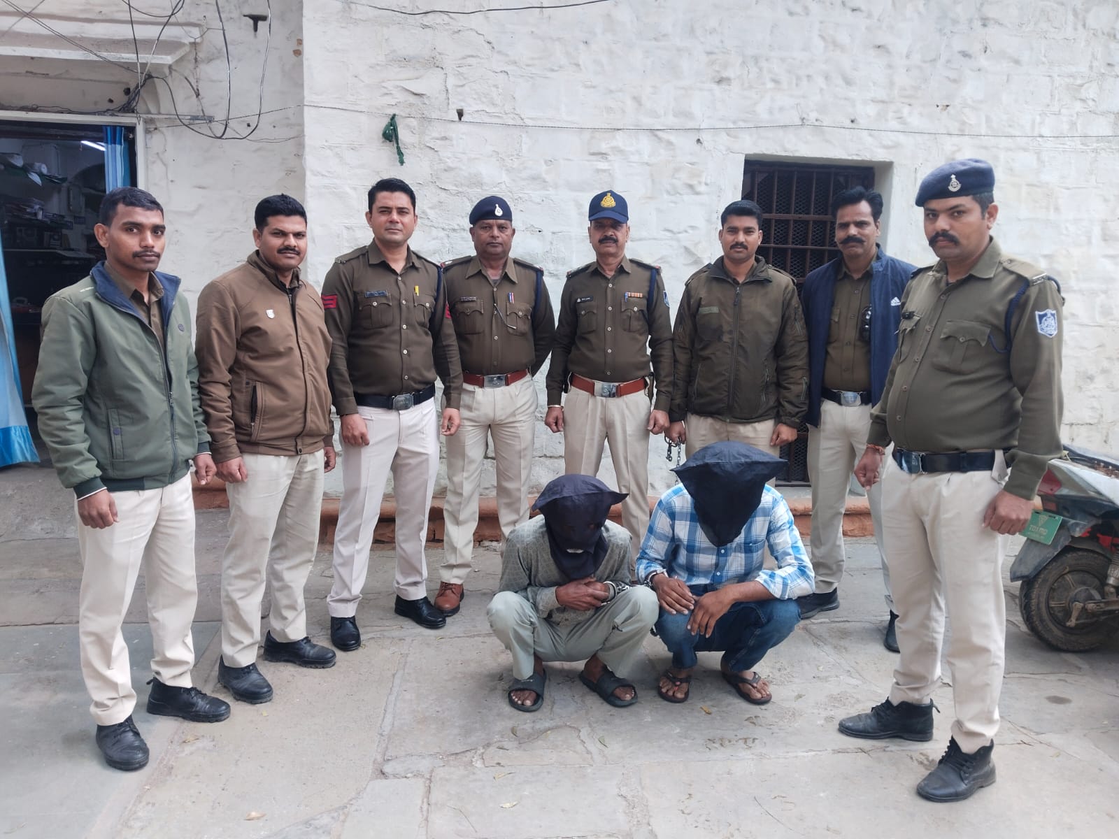 9a515ea8-adc4-46e5-b3e0-54e904f6b435